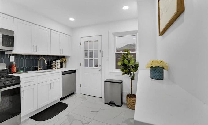 North Brunswick House | Posh Living Townhome