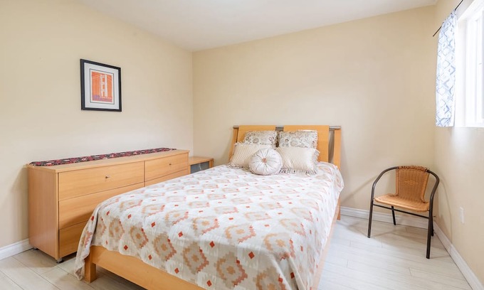 Panorama City House | Private bedroom w/ its separate entrance & bathroom in LA