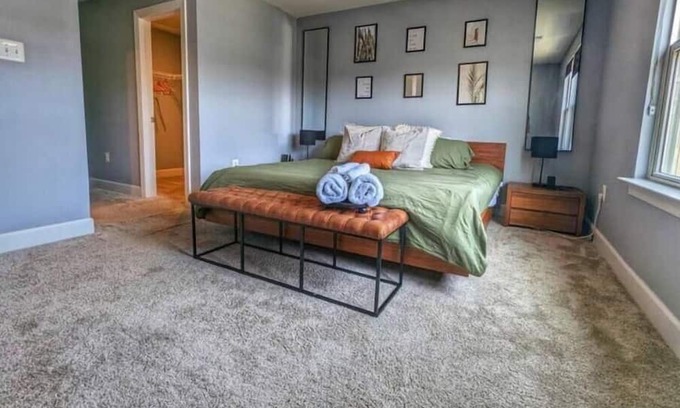 Largo House | Luxury Home Near Washington DC & FedEx Field!
