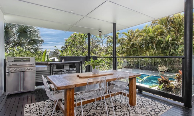 Pottsville Apartment | Escape to your own tropical oasis with this stunning retreat-style home boasting 4 large bedrooms, all with fans and robes, and 3 bathrooms.