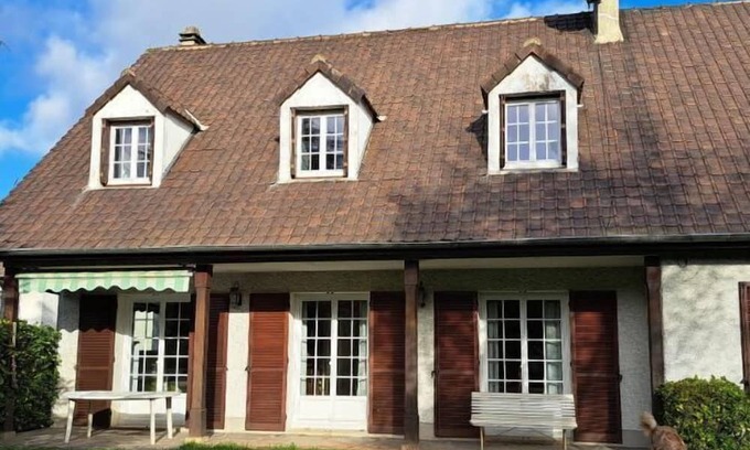 Bures-sur-Yvette House | Vrbo Property