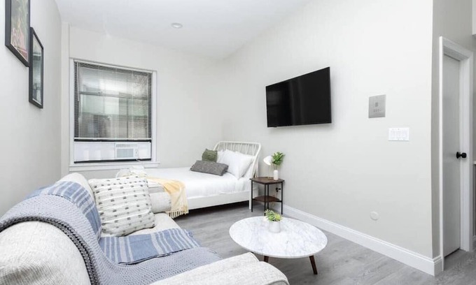Prudential - St. Botolph Apartment | Charming South End Studio Apt