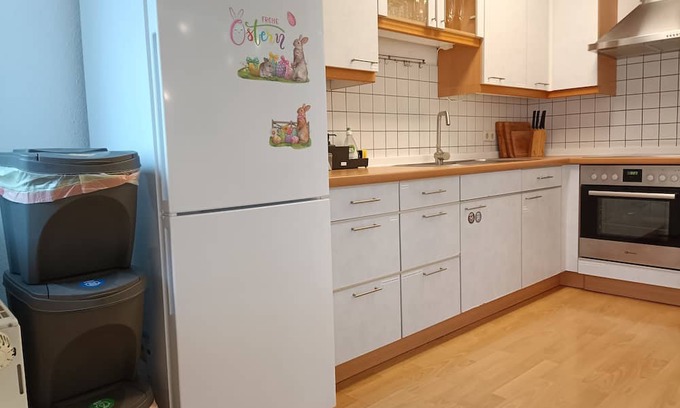Altdorf Apartment | 2 Zimmer Wohnung mit Balkon und Klimaanlage
