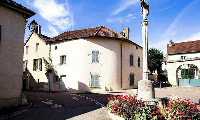 Savigny-les-Beaune House | Charming house in a village on the Burgundy Grands Crus route!