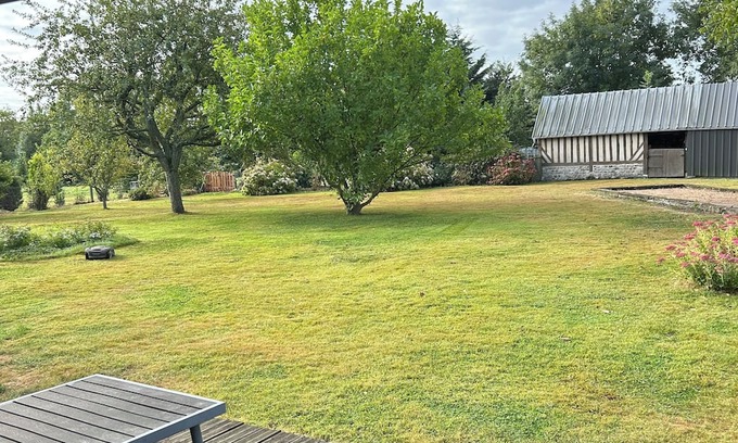 Gonneville-sur-Honfleur Condo | Gîte near Honfleur