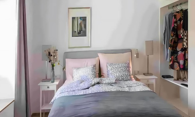 Silandro Apartment | Apartment 'Sommavilla - Large' with Mountain View, Balcony and Wi-Fi