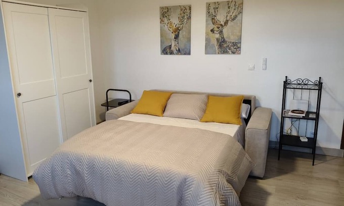 Cogolludo Apartment | Rural apartment Encanto Manchego overlooking Pueblos Negros - 6 people