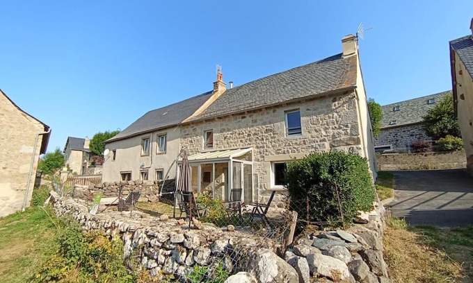 Nasbinals House | Gîte du Carrairou - NASBINALS