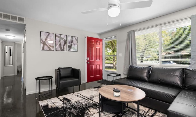 Bryant Pattengill East House | Updated & centrally located, 3-bedroom house with AC in charming Ann Arbor