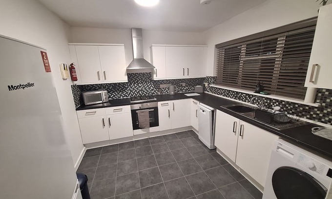 Fieldway House | Free ParkingnEasy access Kent and London