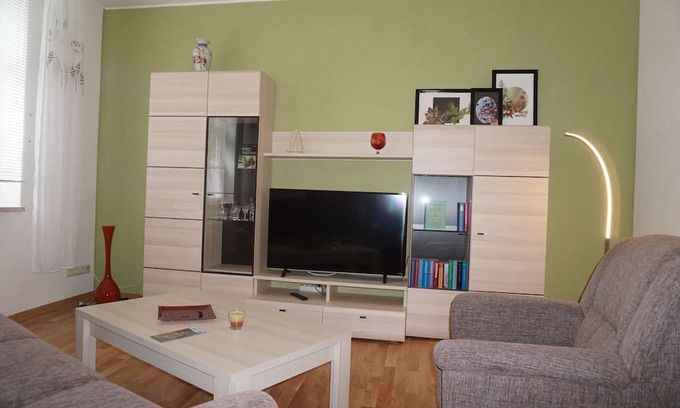 Ballenstedt Apartment | Apartment with balcony facing the avenue especially for couples with a car