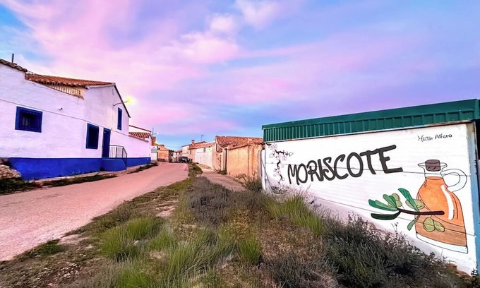 Moriscote House | Rural Accommodation La Tinaja de Moriscote.