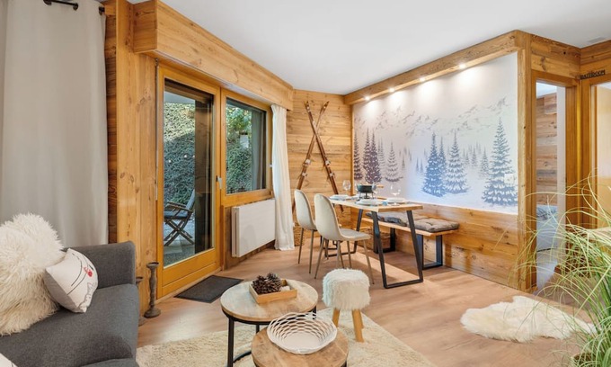 Lens Apartment | Rochemont B26 by Interhome