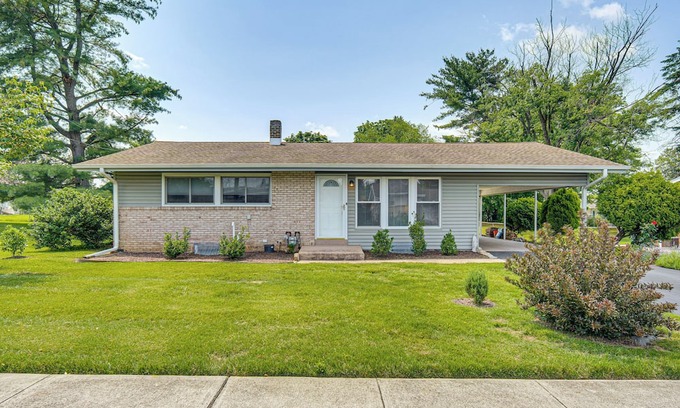Camp Hill House | Near Dtwn Harrisburg: Stylish Home w/Patio & Yard