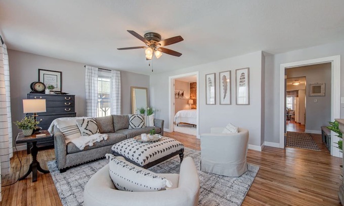 Delano Apartment | Charming Downtown Retreat for Weddings, Weekends & Outdoor Fun!