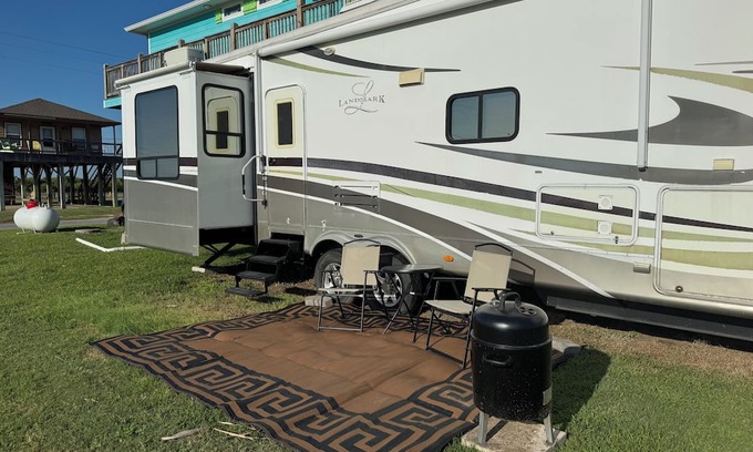 Holly Beach House | Spacious RV with AC in charming Holly Beach
