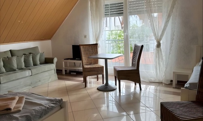 Region Hannover District Apartment | Apartment '3' - Holiday Apartment Weiss