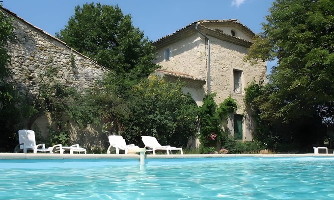 Sauzet Apartment | Apartment 2 for 4 People