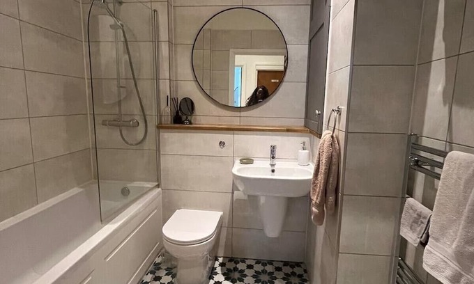Barking Apartment | Shortlet Express, Barking Apartment