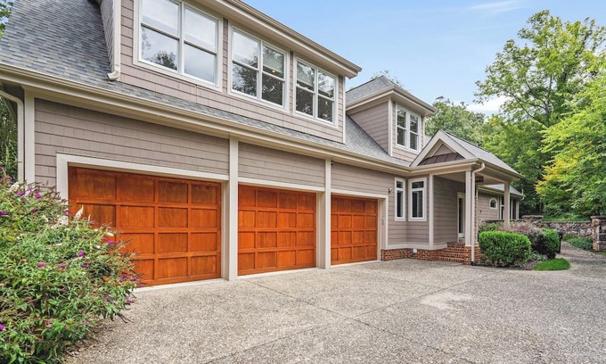 Chapel Hill House | Luxury near UNC - 5 King Suites, Pool, Game Room, Spacious
