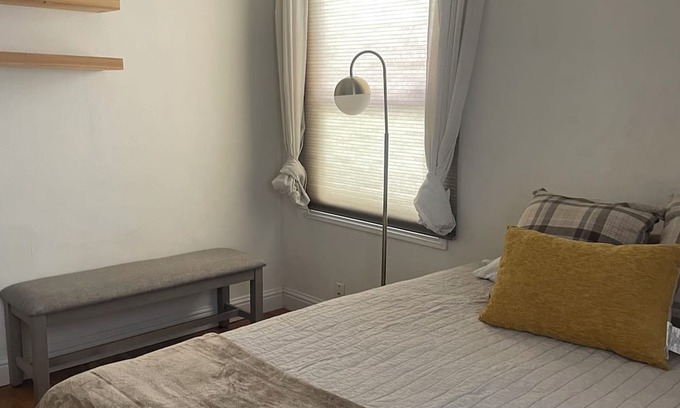 Riviera - Westchester House | Cozy 2 bedrm house in charming downtown Bakersfield with AC, fitness area & more