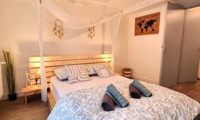 Sedan Apartment | Magnificent Bali Bohemian Triplex at the foot of the Château in Sedan, ideal for 2 couples