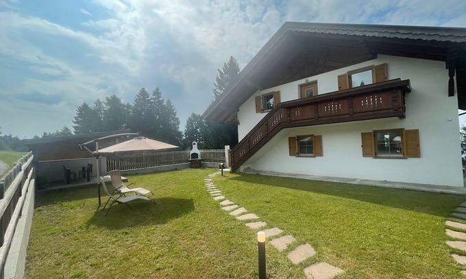 San Genesio Atesino Apartment | Apartment 'Solia' with Mountain View, Private Garden and Wi-Fi
