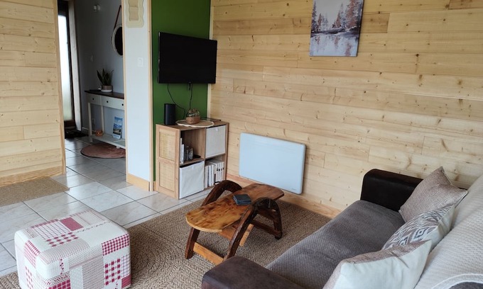 Vernet-la-Varenne Condo | Cottage atmosphere
