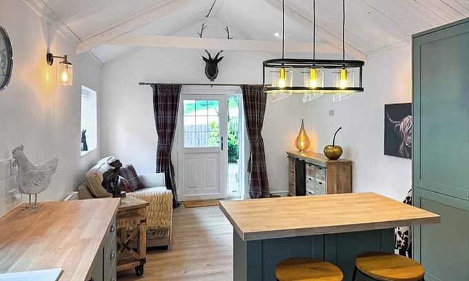 Liverton Cottage | 1 bedroom accommodation in Newton Abbot
