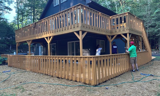 Cresco Ski Chalet | Sauna Hot Tub Sleep 16 King Beds Bunk room in 3 acre state Forest pocono spa