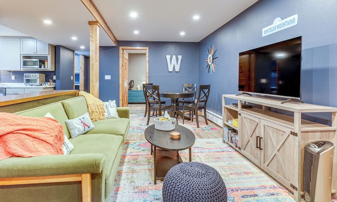 Upson Condo | Ski-In/Ski-Out Condo in Upson - Walk to Lake