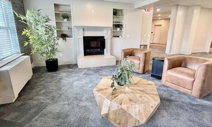 North Central Omaha Apartment | The Papillion Summary