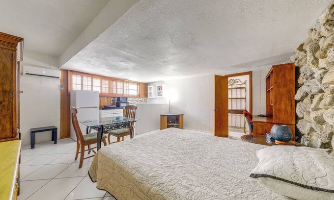 Miramar Apartment | 5 Mi to Hollywood Blvd! Miramar Apt w/Shared Pool