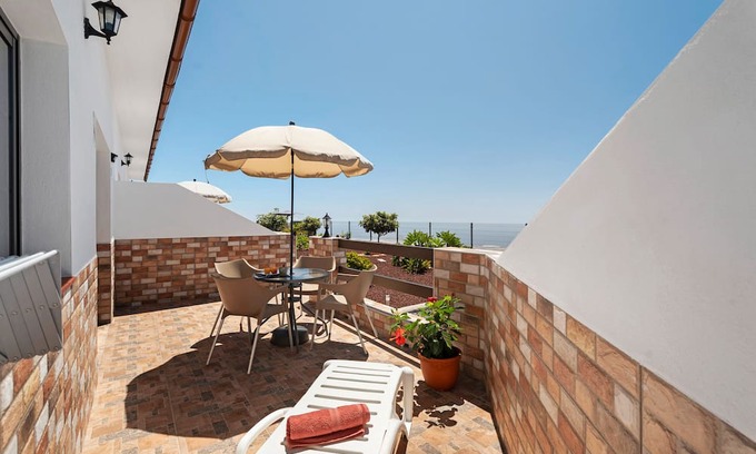 San Miguel de Abona Apartment | Vacation 'La Sabina De Manuel3' with Sea View, Private Terrace and Wi-Fi