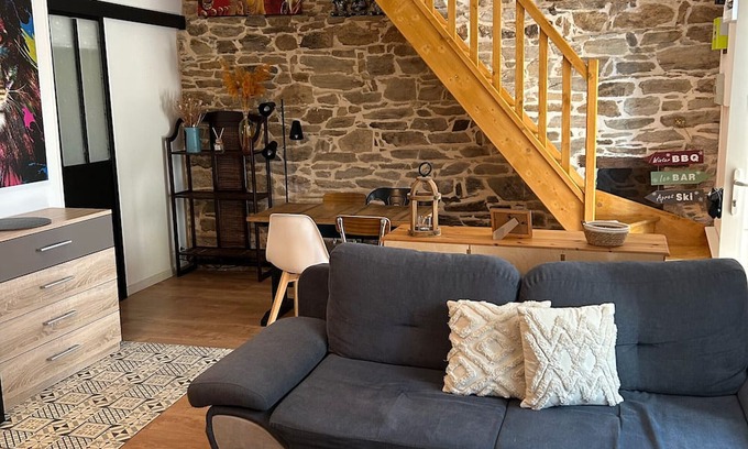 Brelevenez House | Holiday Home 'Maison À Lannion'