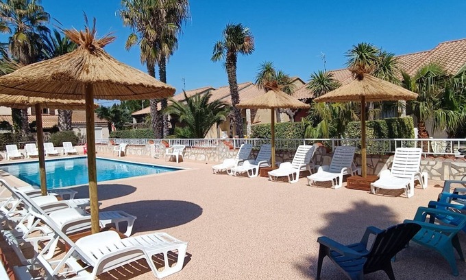 Roquefort-des-Corbieres Cottage | Gîte La Capelle for 7 People, with Pool