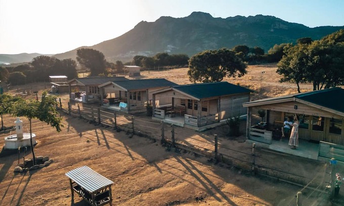 Occhiatana Apartment | 'Les Chalets De Tesa' with Mountain View, Wi-Fi and Air Conditioning