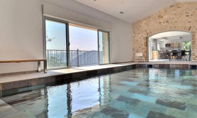 Espenel Cottage | Gîte 'Chabrier' with Mountain View, Wi-Fi and Air Conditioning