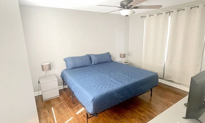 Memphis House | Beautiful 2 bedroom 1 bathroom small home in East Memphis