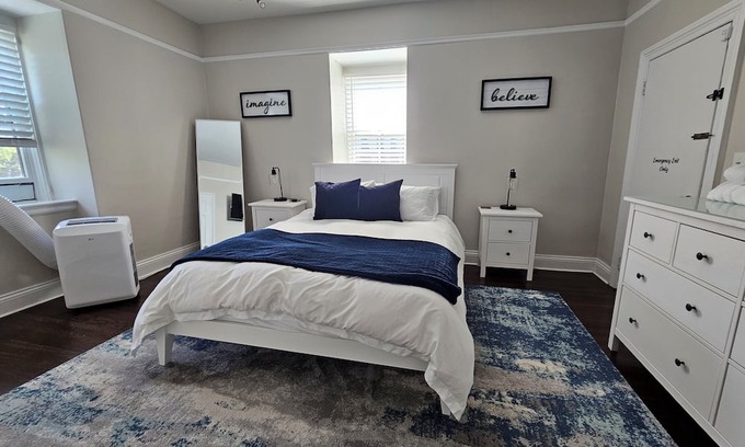 Historic Hill Apartment | Couples Getaway