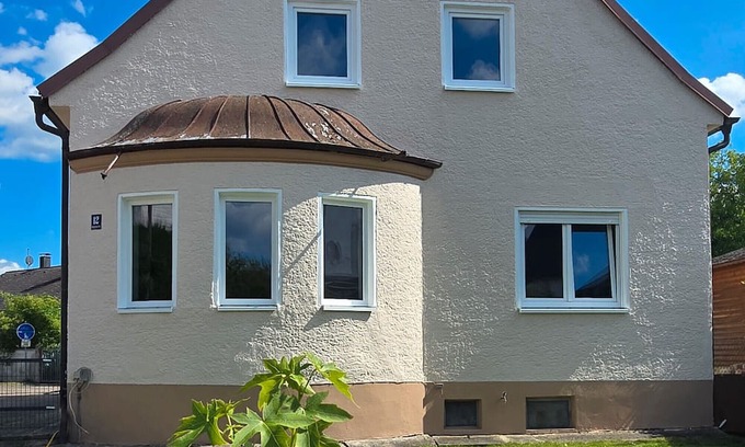 Vohburg an der Donau House | Holiday Home 'Donauliebe' with Private Terrace and Private Garden