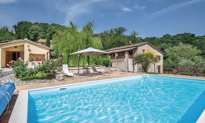 Fornole Villa | Villa in Narni with 4 bedrooms sleeps 16