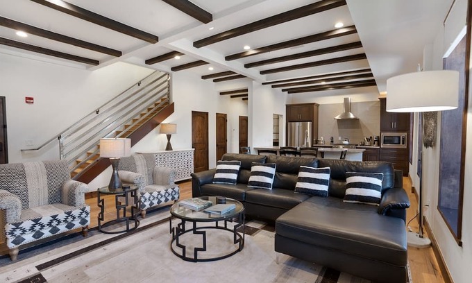 Downtown Santa Fe Condo | Water Street Residence B: Located just 400 feet from the Plaza!