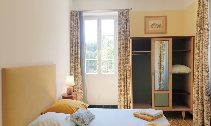 Valle-de-Campoloro Bed & Breakfast | A Caserella - Bed and Breakfast "Canari " in village house with garden at 300 m altitude