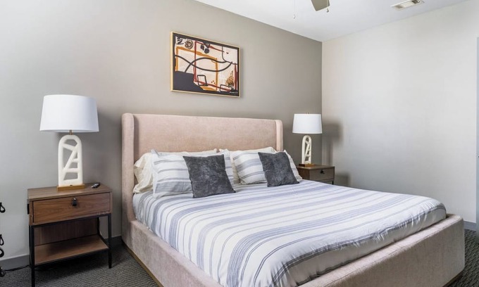 University District Apartment | TheNine 2BD 3 - Two Bedroom Apartment, Sleeps 4