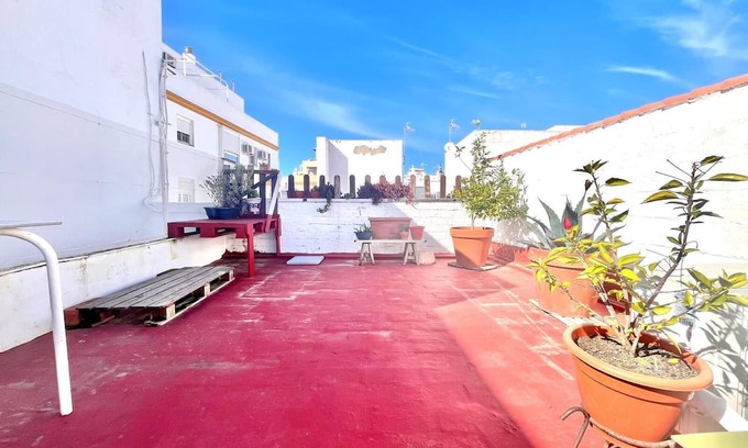 San Fernando House | Refuge 1890 - 5 min Beach and easy Parking