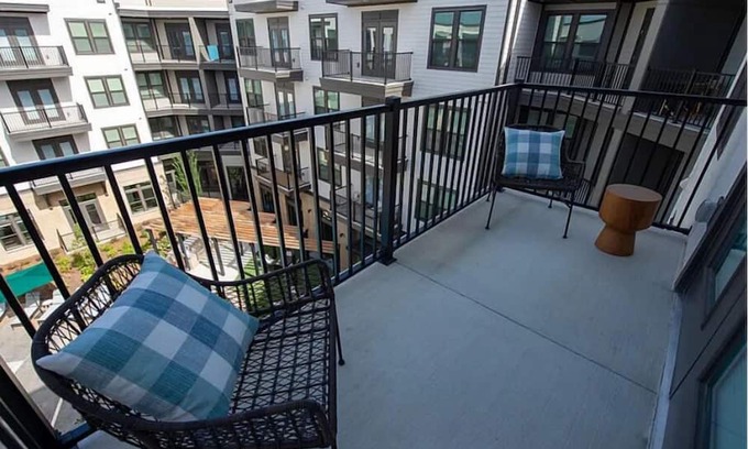 Huntsville Apartment | Cozy 1-bedroom apartment in awesome Huntsville with AC