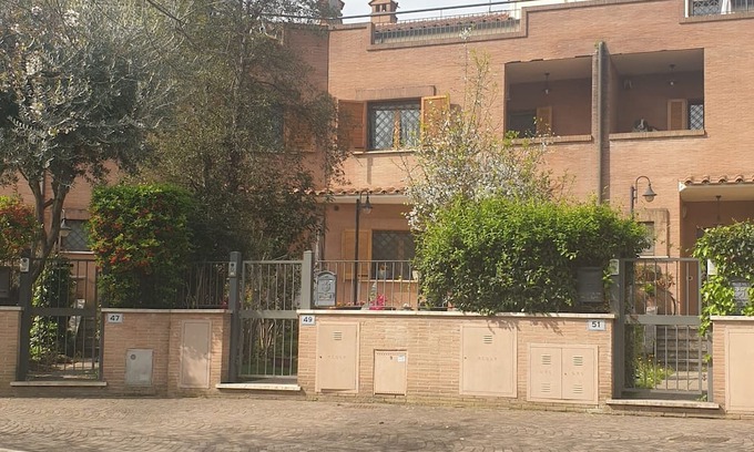Quartiere XX Ardeatino House | Villa "Domus Roma" - Room Spanish Steps