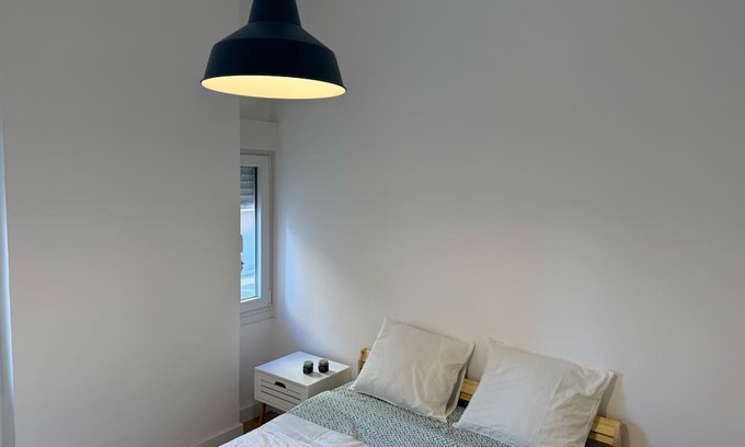 Sevilla Este Apartment | Room in an apartment 10 min from the historical center of Seville city.