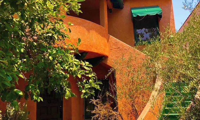 Mid-Wilshire House | Charming 3-bedroom house with WiFi, AC in wonderful Los Angeles